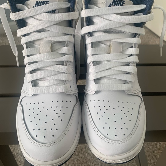 Air Jordan 1 Retro High - Picture 3 of 10